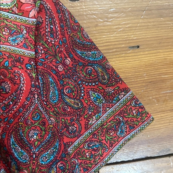 J Crew Red and Brown Paisley Blouse Short Sleeve size medium - Picture 7 of 9